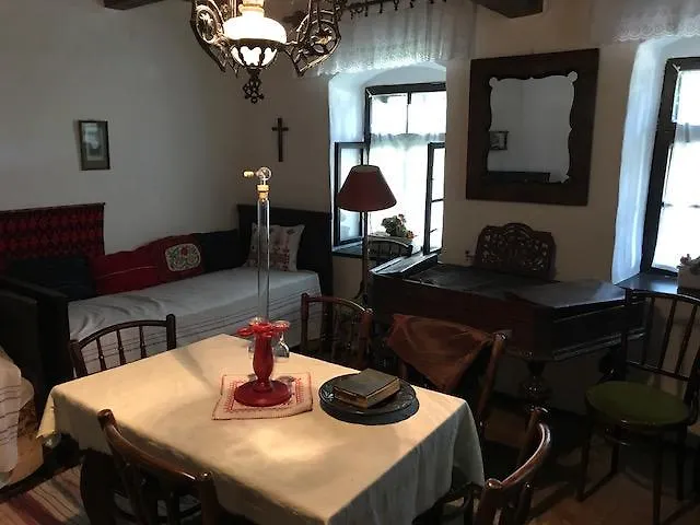 Hortenzia Vendeghaz Pensión Kisar